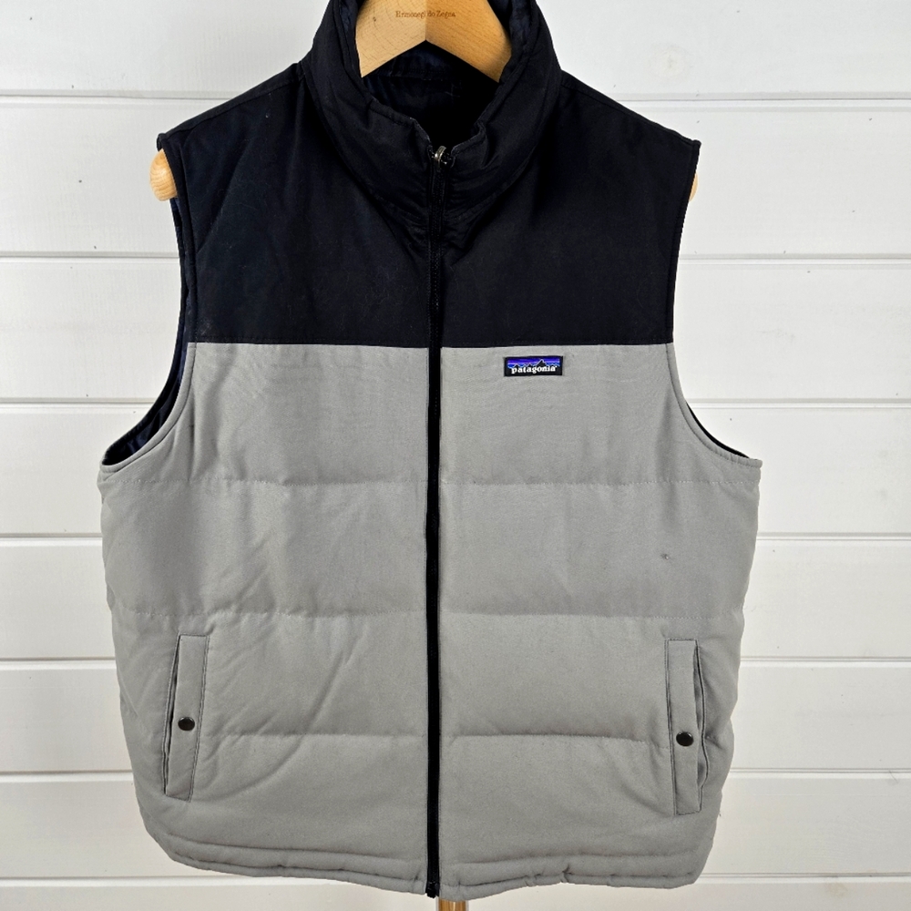 Patagonia Men's Black and Gray Puffer Vest
